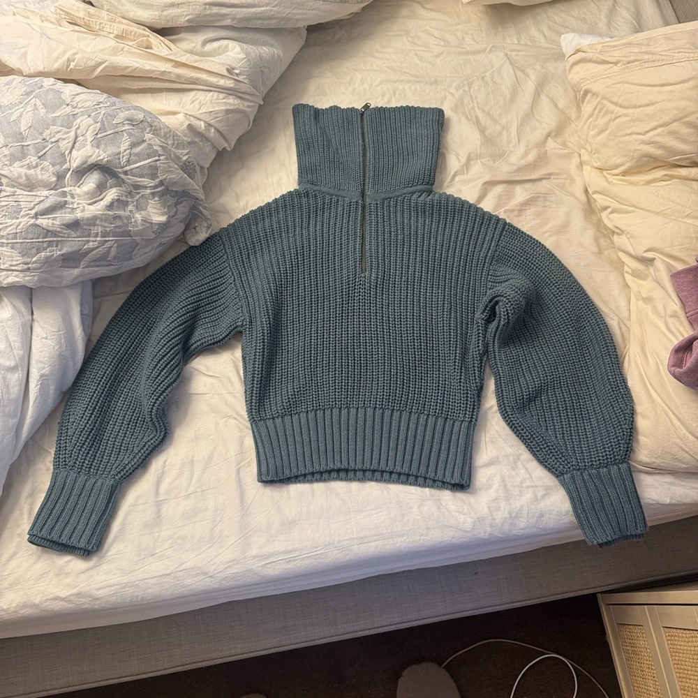 Athleta alder sweater in deep ocean Teal and Navy - Picture 5 of 6
